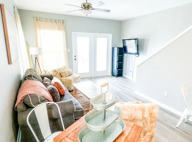 Holiday home Duplex Allows For One Or Both Sides To Be Rented! Suitable For Small Or Large Families!