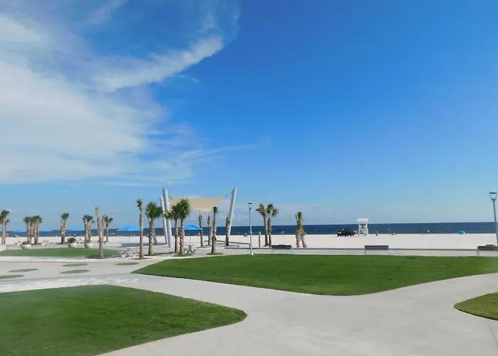 Holiday home Duplex Allows For One Or Both Sides To Be Rented! Suitable For Small Or Large Families! Gulf Shores